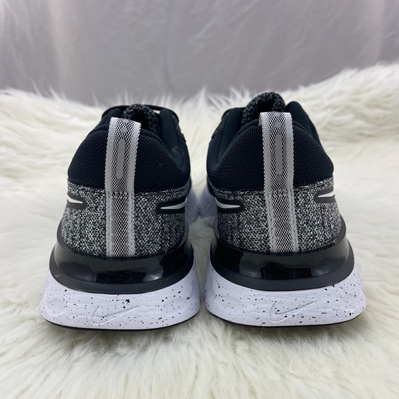 Men's Nike React Infinity Run Flyknit 3 Black and White Sneakers - Picture 3 of 7